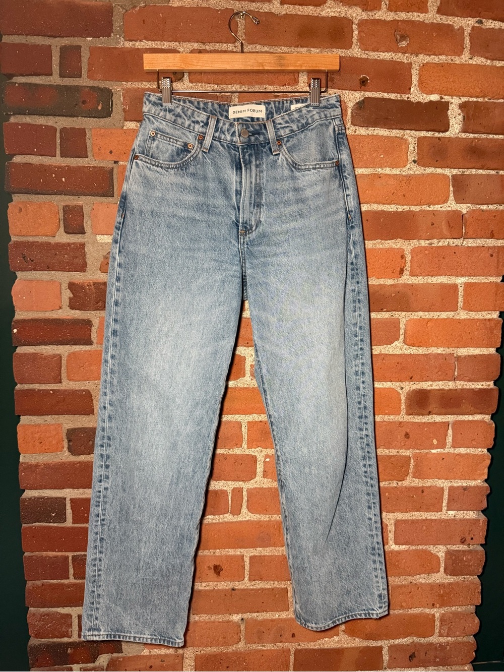 Denim Forum Women’s Light Wash Relaxed Jeans